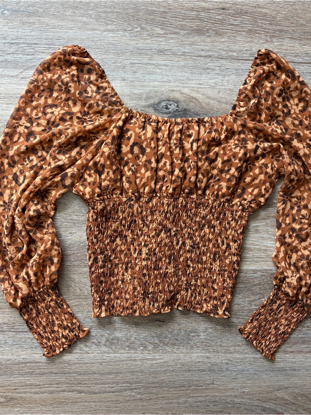 Steve Madden Animal Print Cheetah Smocked Crop Top L 🤎🐆☀️ - Picture 6 of 8